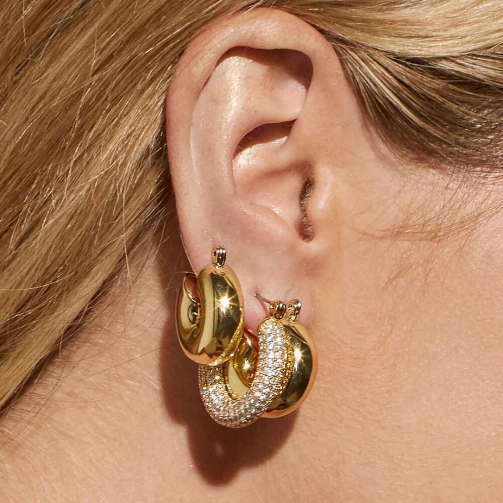 LUVAJ Gold PAVÉ BABY AMALFI Hoops!｡･:*:･ﾟ★,｡･:*:･ﾟ☆｡･:*:･ﾟ★,｡･:*:･ﾟ☆